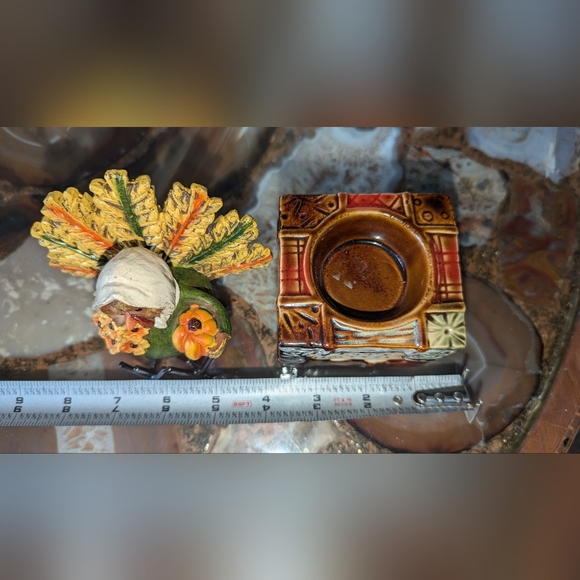 Set of Thanksgiving Decorations, Turkey and a candle holder. - Picture 8 of 10